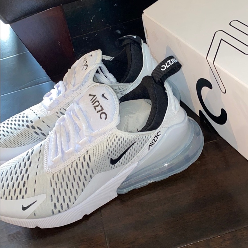 Women’s Nike Air Max 270